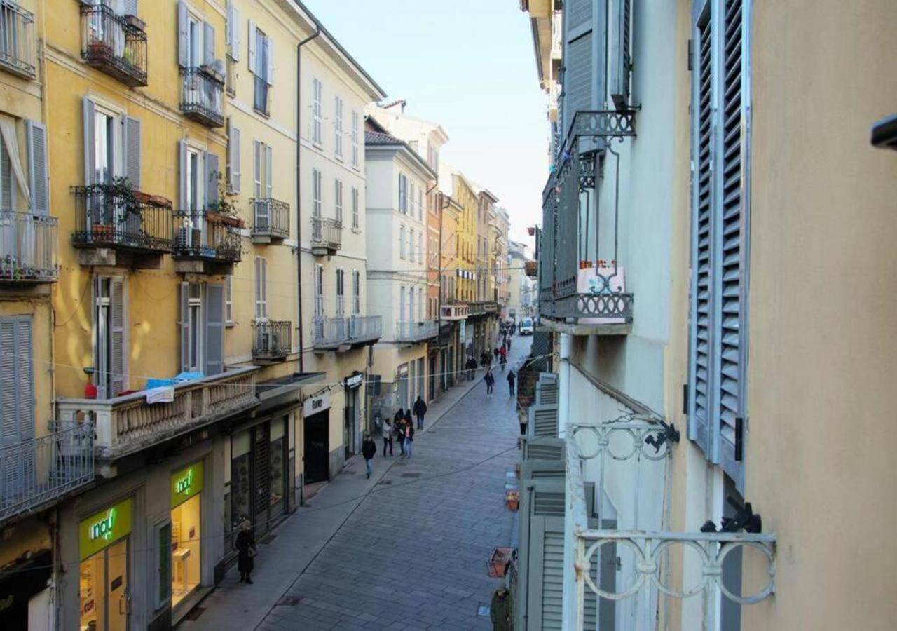 Casa Del Vicolo, Nel Cuore Della Pavia Storica Exteriör bild