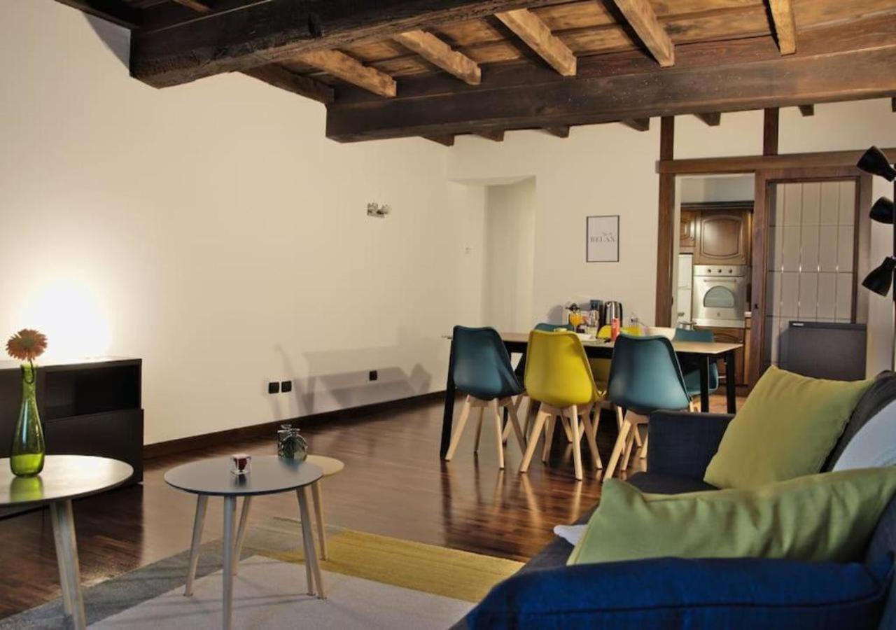 Casa Del Vicolo, Nel Cuore Della Pavia Storica Exteriör bild