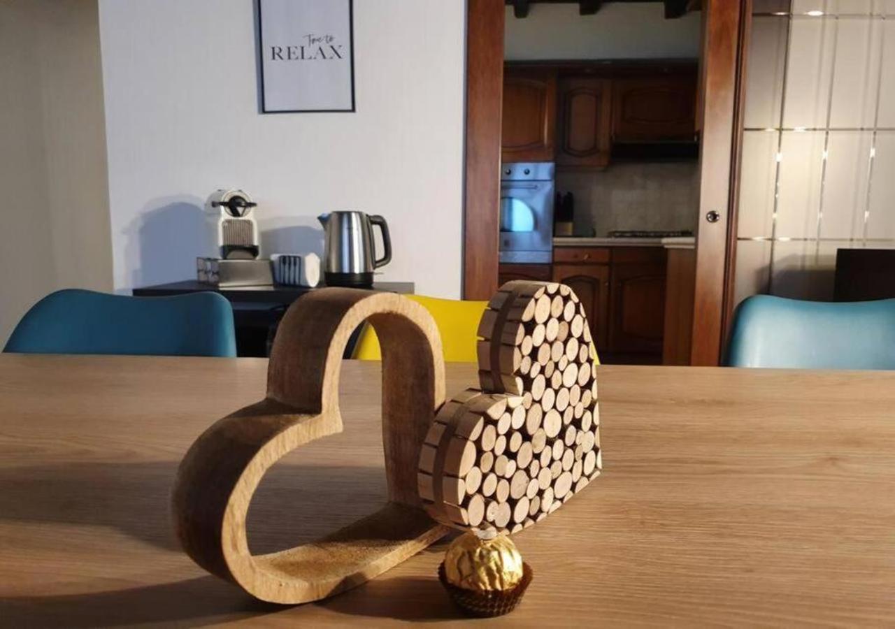 Casa Del Vicolo, Nel Cuore Della Pavia Storica Exteriör bild