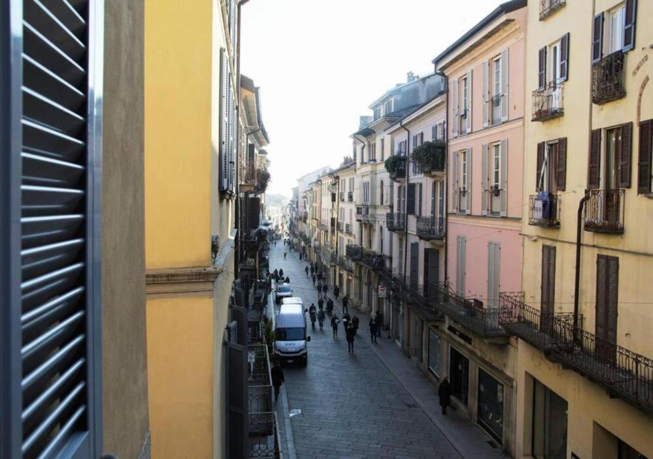 Casa Del Vicolo, Nel Cuore Della Pavia Storica Exteriör bild